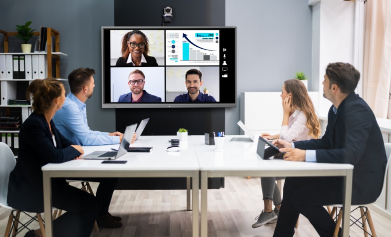 Home 9 Touchless hybrid meetings the new wireless normal novo connect blog hero