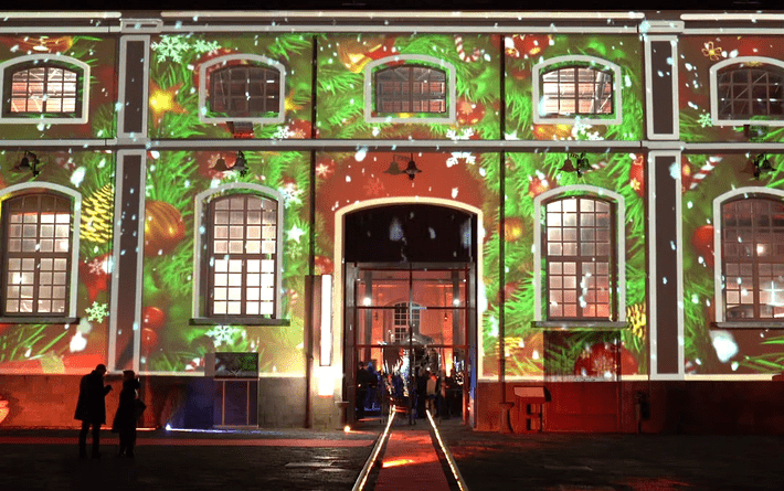 Immersive Projection Experiences with Sala Immersiva from Playart Using Vivitek Projectors