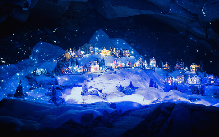 Vivitek projectors illuminate the Grotte de la Pierre de Volvic 3 2